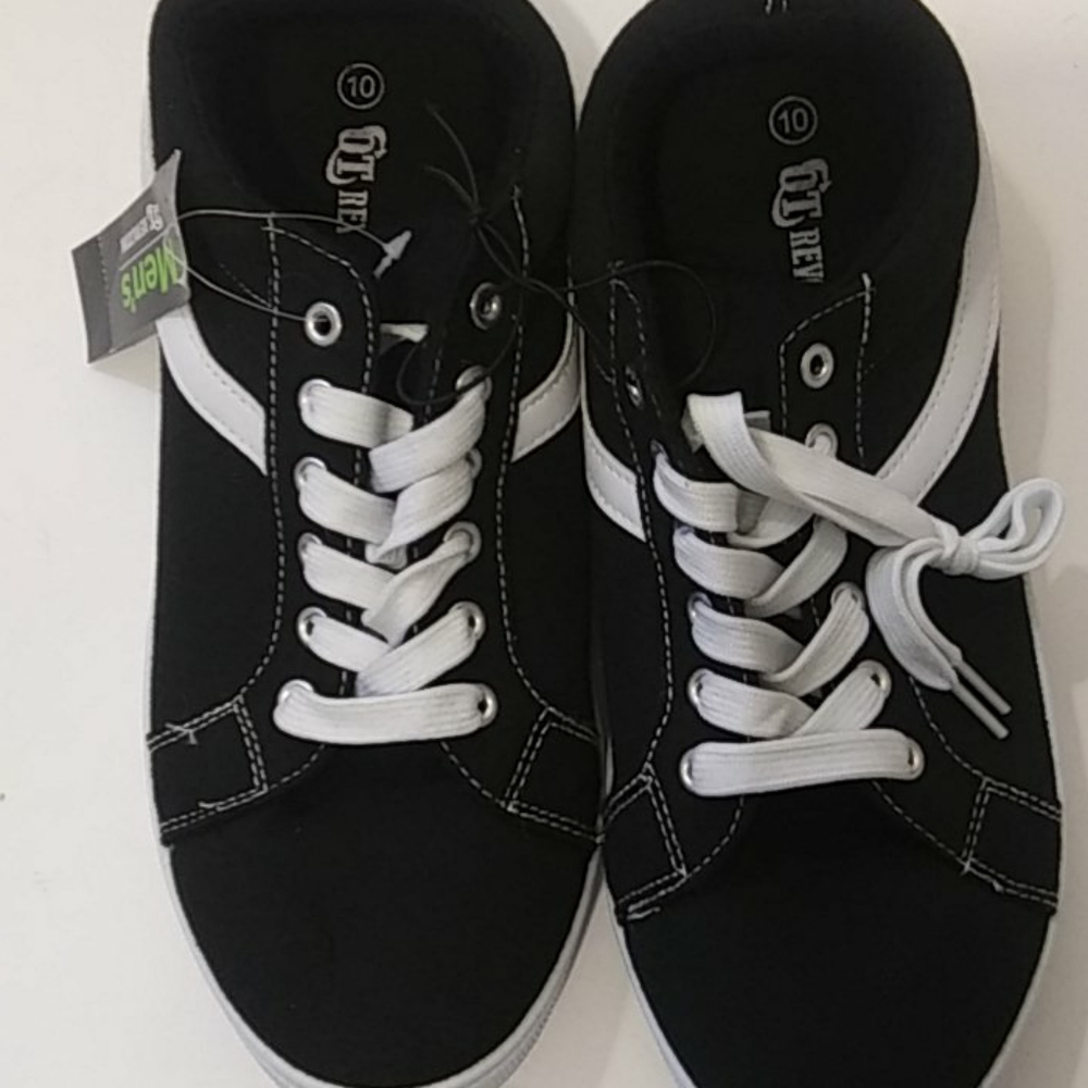 Men's size 10 sneakers